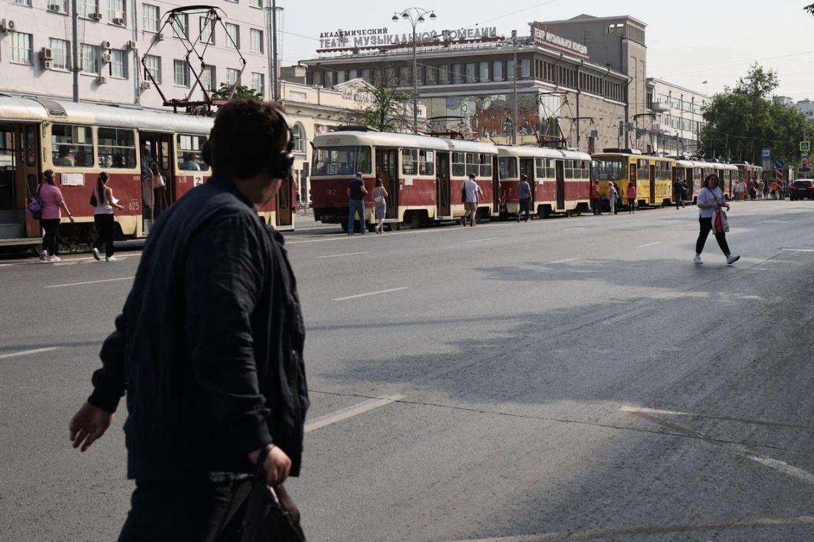 В Екатеринбурге проезд в общественном транспорте в День города могут  сделать бесплатным - «Уральский рабочий»